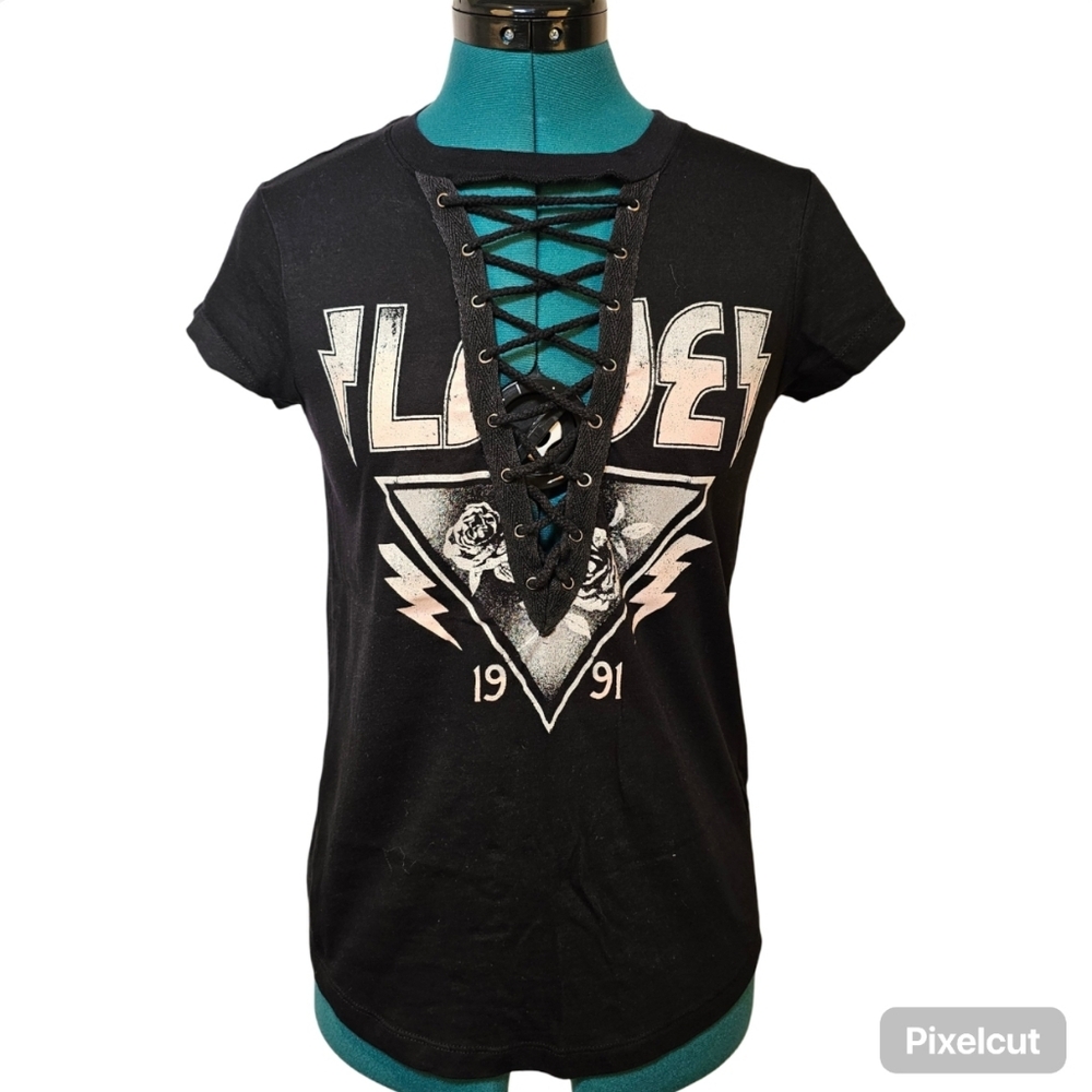 Basik black cotton knit short sleeve graphic t-shirt size S US